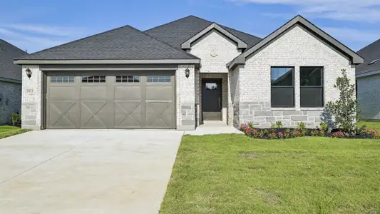 New construction Single-Family house 2023 Serene Springs Rd, Celina, TX 75009 plan Everest - image
