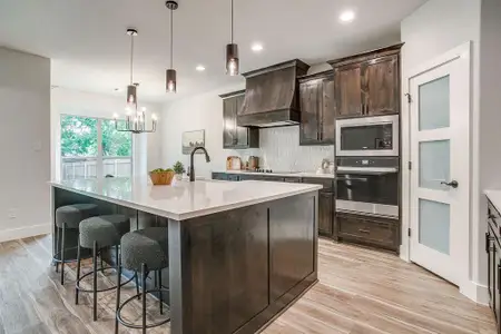 New construction Single-Family house 3221 Nw 25Th St, Fort Worth, TX 76106 - image 5