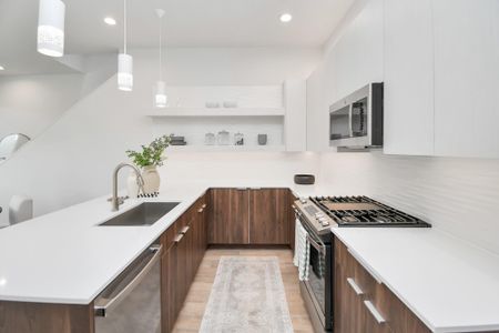 New construction Single-Family house 4011 Boho Ln, Houston, TX 77045 plan 1637AT - image 8