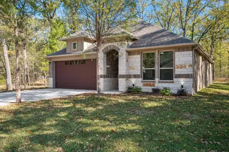 New construction Single-Family house 208 Driftwood Dr, Trinidad, TX 75163 - image