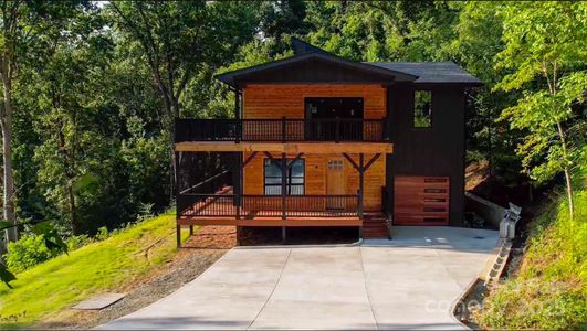 New construction Single-Family house 324 Blake Dr, Canton, NC 28716 - image