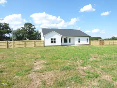 New construction Single-Family house 614 Tart Town Rd, Dunn, NC 28334 - image