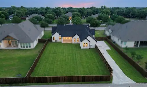 New construction Single-Family house 1005 Devonshire Dr S, Forney, TX 75126 - image