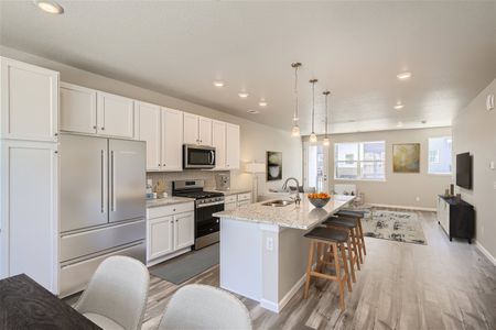 New construction Townhouse house 6804 Merseyside Ln, Castle Pines, CO 80108 Montauk- photo 6 6