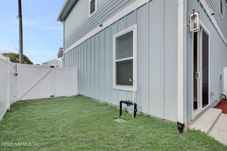 New construction Single-Family house 575 Gonzales Ave, Jacksonville Beach, FL 32250 null- photo 2 2