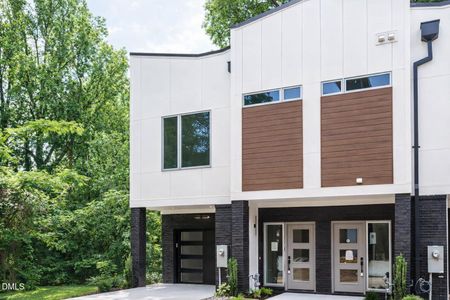 New construction Townhouse house 1521 Havenmont Ct, Raleigh, NC 27608 - image
