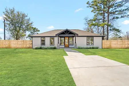 New construction Single-Family house 4654 N Teague St, Rosharon, TX 77583 - image