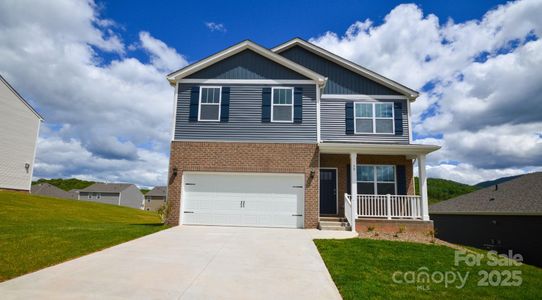 New construction Single-Family house 60 Farmwood Trl, Waynesville, NC 28786 plan Belhaven - image