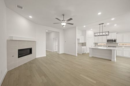 New construction Single-Family house 1023 Wheatland Dr, Justin, TX 76247 plan Coppell - image 17