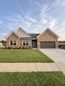 New construction Single-Family house 1211 Amber Hills Dr, Ashland City, TN 37015 - image