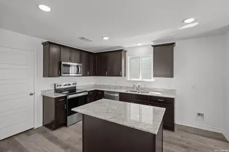 New construction Single-Family house 5021 Conch Shell, San Antonio, TX 78245 plan Pierce - image 4