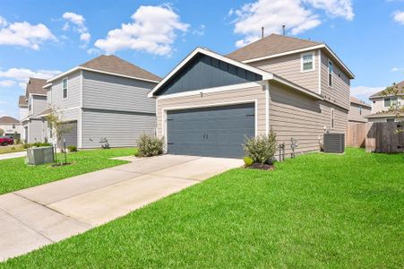 New construction Single-Family house 22126 Regal Heights Ln, Houston, TX 77073 null- photo 1 1