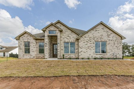 New construction Single-Family house 749 Wagon Wheel Trl, Angleton, TX 77515 - image