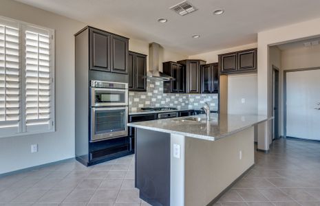 New construction Single-Family house 27565 N 71st Ave, Peoria, AZ 85383 null- photo 7 7