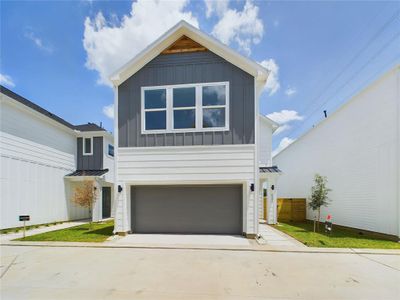 New construction Single-Family house 6343 Wheatley St, Houston, TX 77091 - photo 0