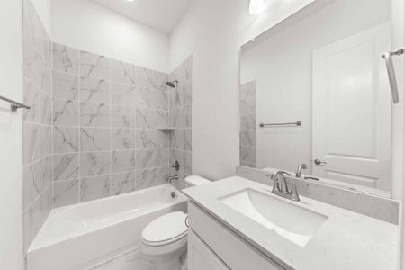 Myrtle Creek by UnionMain Homes in Waxahachie - image 4