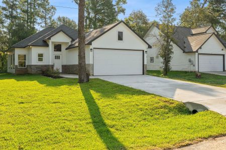 New construction Single-Family house 14962 Indian Hill Trl, Willis, TX 77378 - image