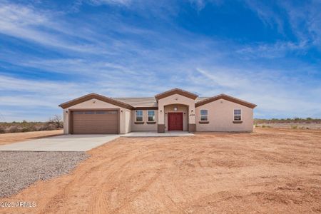 New construction Single-Family house 40709 W Georgia Ave, Tonopah, AZ 85354 - image