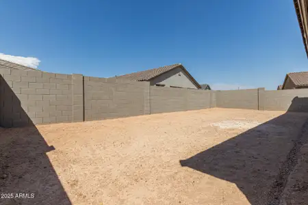 New construction Single-Family house 18368 W Villa Hermosa Ln, Surprise, AZ 85387 plan Falcon - image