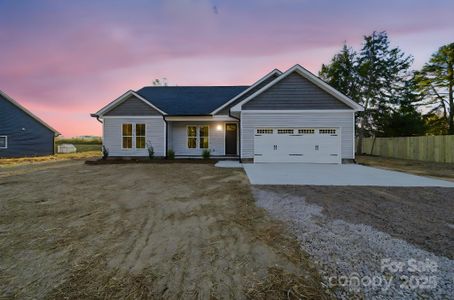 New construction Single-Family house 7657 Tuckaseegee Rd, Kannapolis, NC 28081 null- photo 0