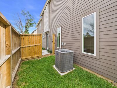 New construction Single-Family house 7506 Carver Rd, Unit A, Houston, TX 77088 - image 17