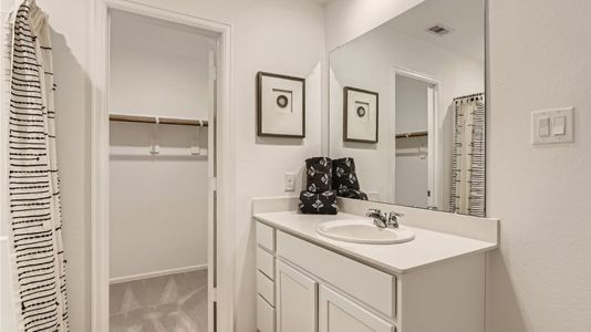 Meadow Park by Lennar in Conroe - photo 52 52