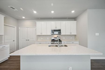 New construction Single-Family house 706 Lullaby Ln, Lowry Crossing, TX 75069 The Olympic- photo 4 4