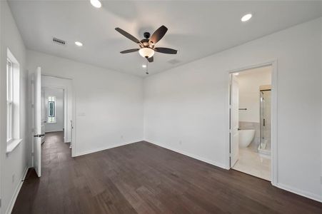 New construction Single-Family house 9902 Clark Rd, Unit G, Houston, TX 77076 null- photo 30 30