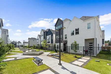 New construction Single-Family house 8302 Springwood Canyon Ln, Houston, TX 77055 - image