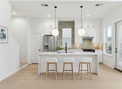 New construction Single-Family house 817 Thornton Rd, Unit F, Houston, TX 77018 plan 9384 - image 4