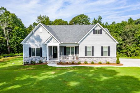 New construction Single-Family house 131 High Lake Dr, Statesville, NC 28677 plan Columbia - image