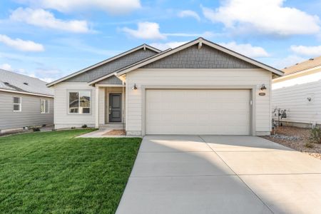 New construction Single-Family house 4090 Sw Pumice Ave, Redmond, OR 97756 plan McKenzie - image