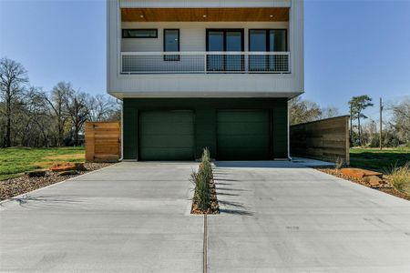 New construction Single-Family house 204 Quaker Dr, Friendswood, TX 77546 null- photo 1 1