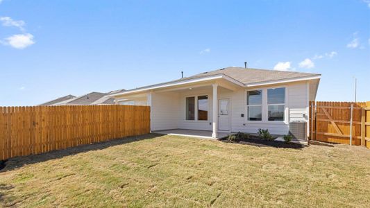 New construction Townhouse house 568 Arnold Lp, Unit A, Uhland, TX 78640 null- photo 6 6