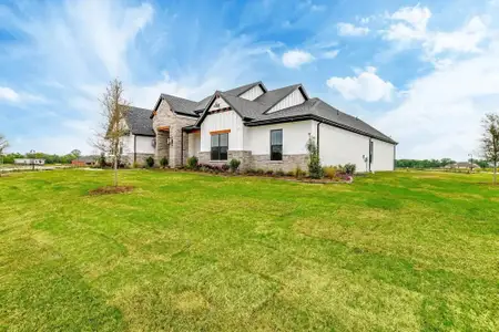 New construction Single-Family house 104 Aiden Dr, Waxahachie, TX 75165 plan The Luke - image 5