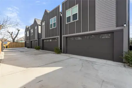 New construction Single-Family house 3411 Stonewall St, Houston, TX 77020 - image