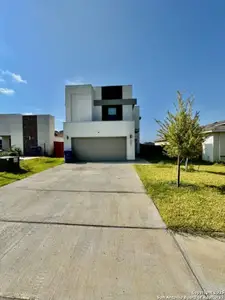 New construction Single-Family house 4031 Colibri, Laredo, TX 78046 - image