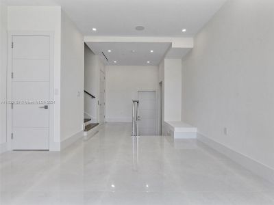 New construction Townhouse house 4008 Ne 167Th St, Unit 6, North Miami Beach, FL 33160 Dahlia- photo 23 23