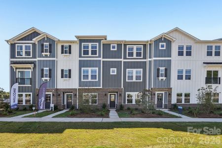 New construction Townhouse house 355 Golden Maple Ct, Fort Mill, SC 29708 - image
