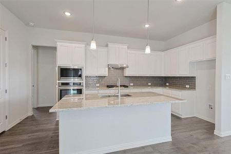 New construction Single-Family house 3934 Timberview St, Midlothian, TX 76065 Premier Series - Juniper- photo 13 13