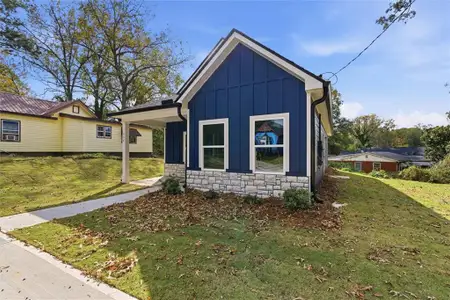 New construction Single-Family house 654 King St, Carrollton, GA 30117 - image