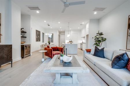 New construction Single-Family house 1935 W Clay St, Houston, TX 77019 null- photo 18 18