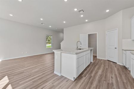 New construction Single-Family house 11081 Magnolia Bend Dr, Montgomery, TX 77302 null- photo 8 8