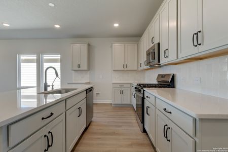 New construction Single-Family house 137 Beveridge, Seguin, TX 78155 plan Alyssa - image 7