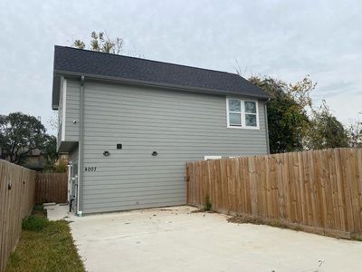 New construction Single-Family house 4007 King St, Houston, TX 77026 - image