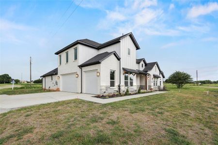 New construction Single-Family house 22103 Greenbriar Dr, Whitney, TX 76692 - image