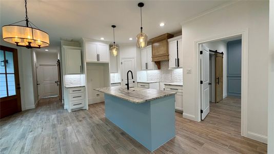 New construction Single-Family house 110 Cove Place Ct, Conroe, TX 77356 - image 5