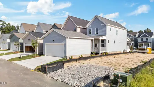 New construction Single-Family house 1564 Piney Fls Dr, Wendell, NC 27591 - image
