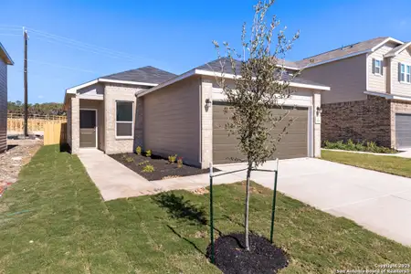 New construction Single-Family house 7819 Rock Wren Fall, San Antonio, TX 78253 - image