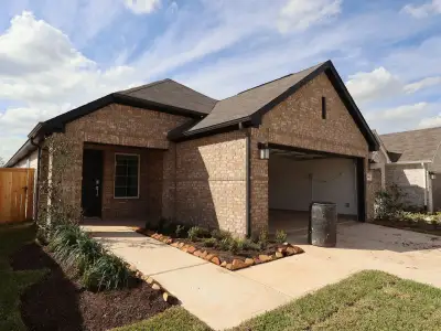 New construction Single-Family house 5946 Texas Sun Dr, Fulshear, TX 77441 plan Azalea - Smart Series - image